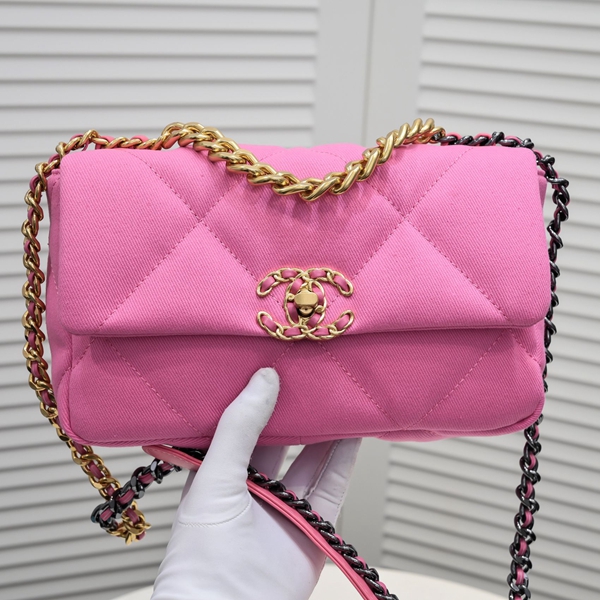 シャネルバッグ細部ディテール